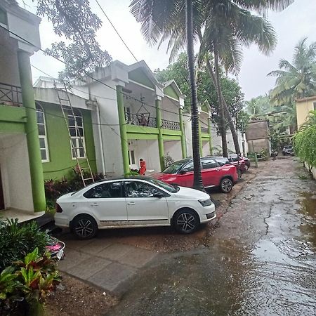 Goa Suites Holiday Home Calangute Eksteriør bilde