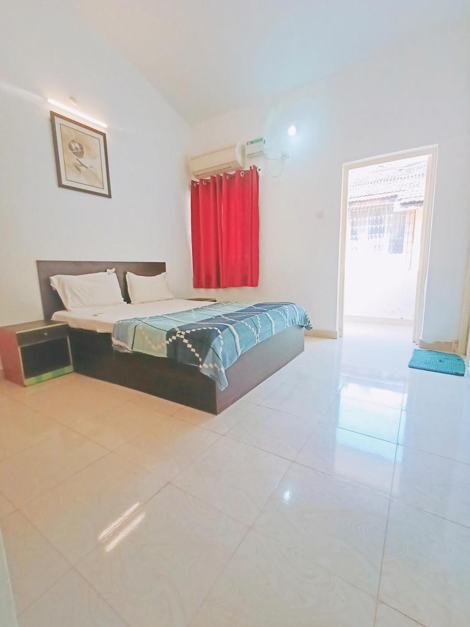 Goa Suites Holiday Home Calangute Rom bilde
